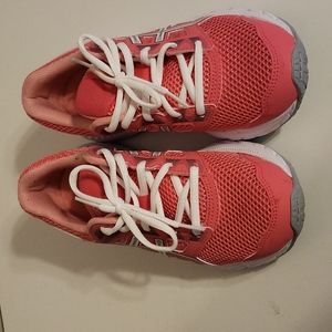 Asics Sneakers